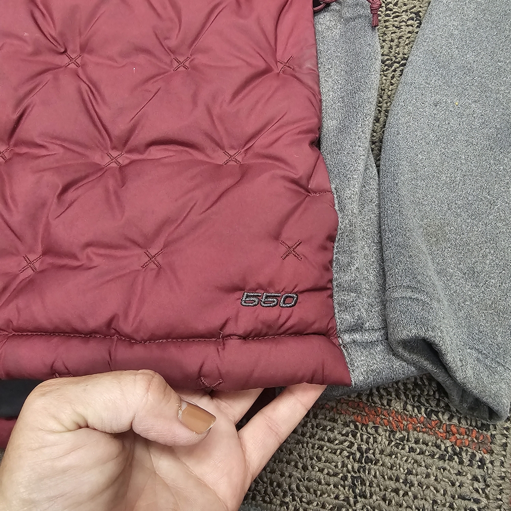 The North Face Jacket-Womens, Red/Grey, Size: SP - Picture 3 of 8